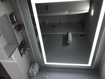 Express By Marriott 1-10 Hotel 3*